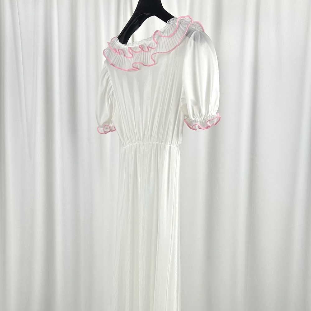 Vintage Bloomies Ivory Ruffle Nightgown Romantic Maxi Small - Picture 13 of 16